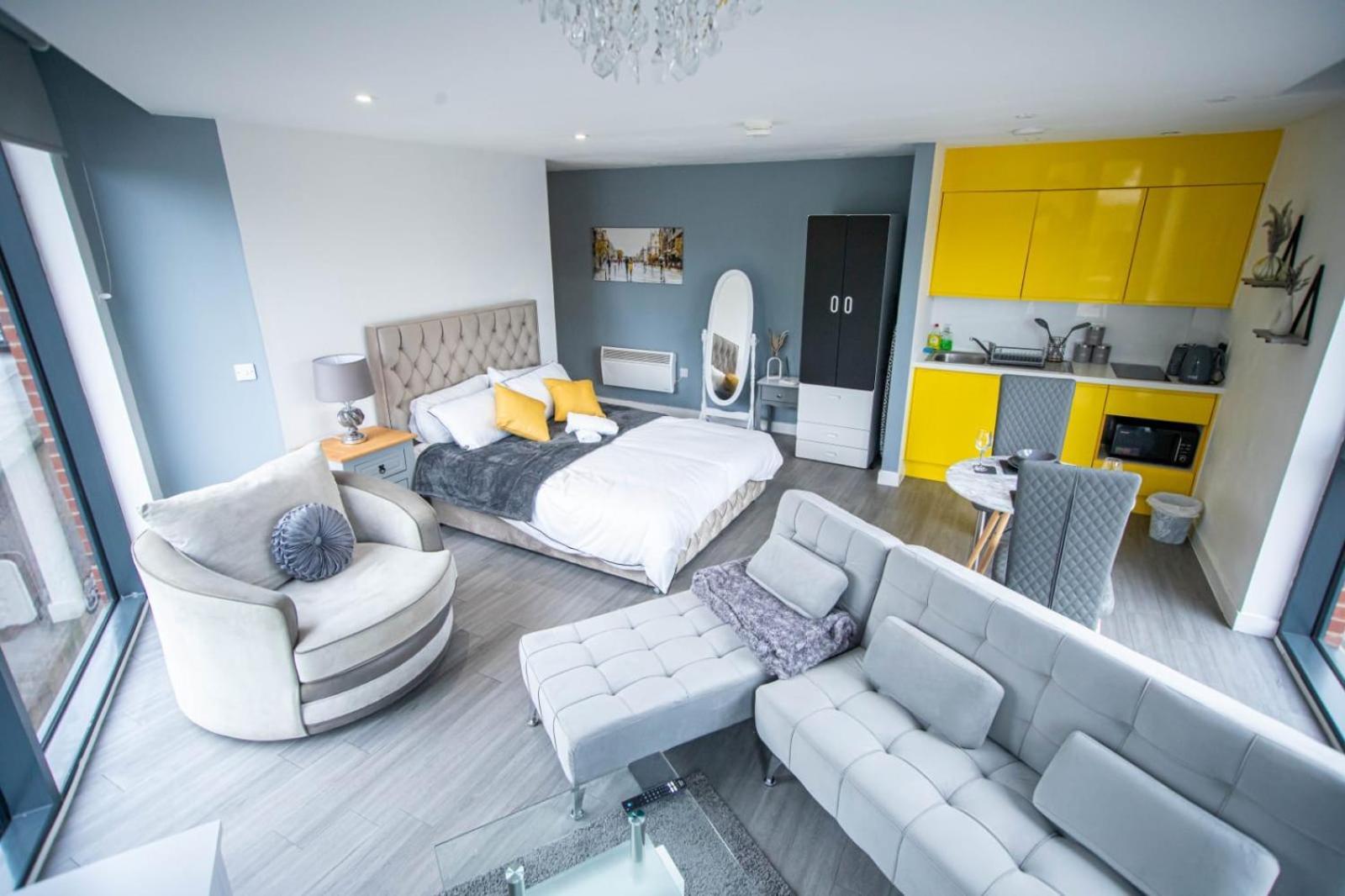 Excellent Studio Balcony Apartment In Sheffield Eksteriør bilde