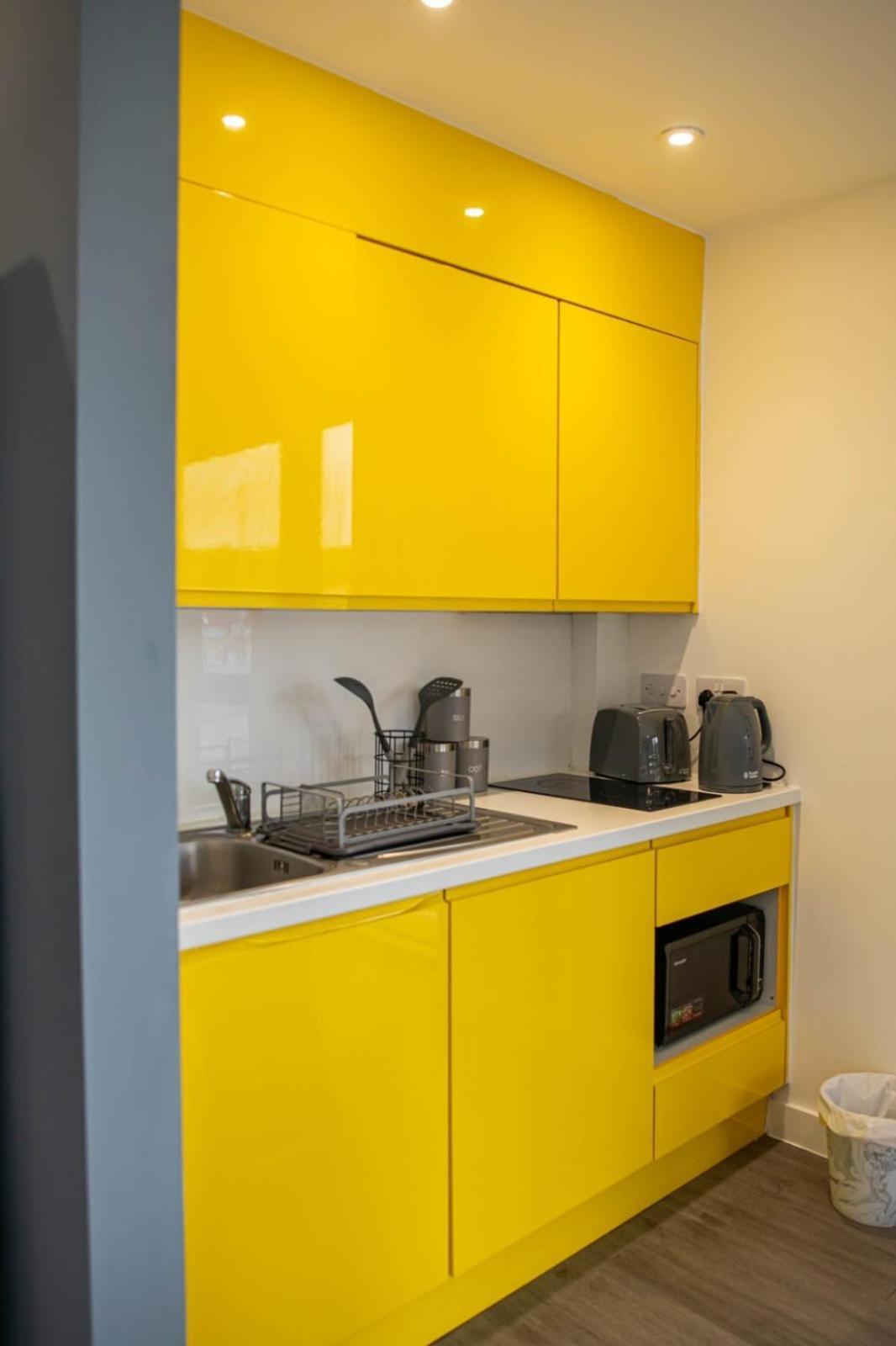 Excellent Studio Balcony Apartment In Sheffield Eksteriør bilde